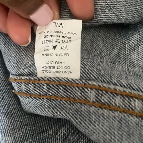 Nwt Hayden distresses denim beaded jacket Sz M/L - Picture 14 of 14